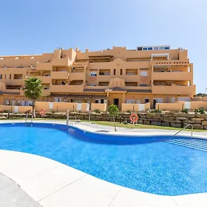 https://bajo-con-jardin-y-piscina-cerca-de-la-playa-dos-dormitorios.es-andalucia.com